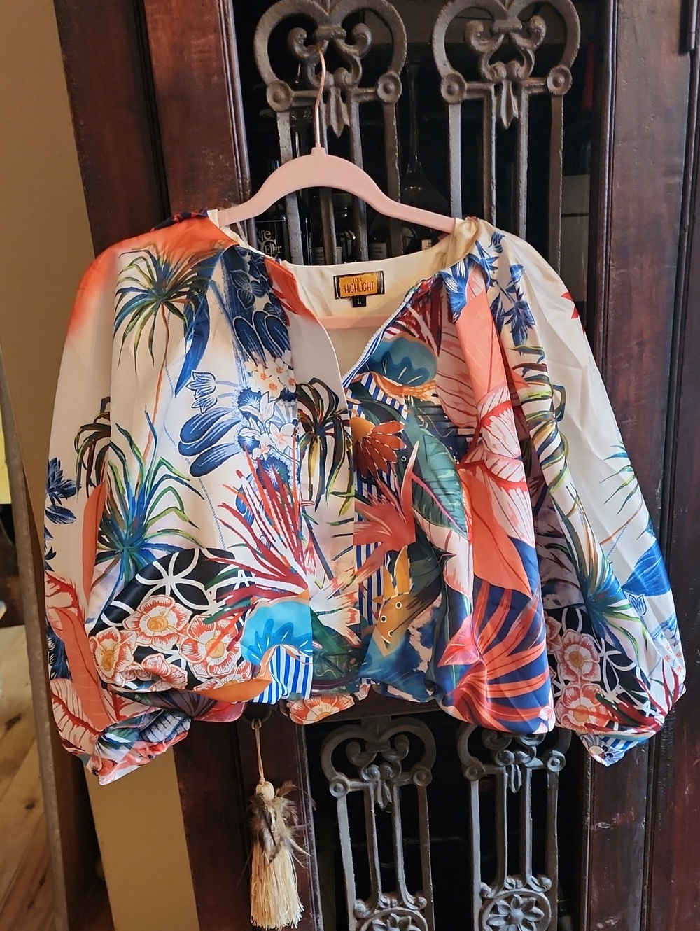 Tropical Floral Balloon-Sleeve Statement Blouse in Multicolor, Size L